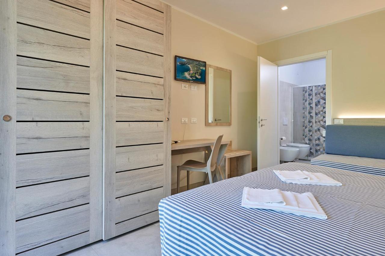 Hotel Villa Rodriguez Capoliveri  Eksteriør billede